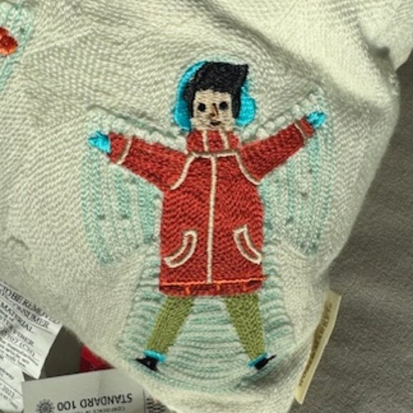 Embroidered Snow Angels Winter Throw Pillow - Ivory- NWT - Picture 6 of 13